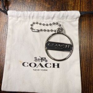 COACH 1941 Metal Circle Hang Tag